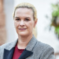 Porträtfotografie von Miriam Winkler, Mitarbeiterin am Historischen Museum der Pfalz.