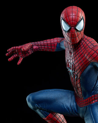 Figurine „Spider-Man: No way Home“ Figurine „Spider-Man: No way Home“ des Herstellers Iron Studios. BDS Art Scale 1/10. Maße: 24 x 12 x 12 cm (H/B/T). Material: PVC, Gewicht: 0,8 kg.