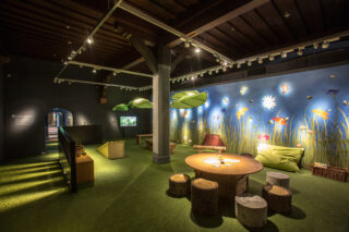 46 A0709 b Blick in die Ausstellung.