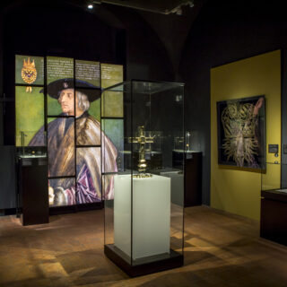 Blick in einen der Ausstellungsräume in der Sonderausstellung "Die Habsburger im Mittelalter".