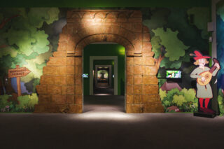 Eingangsszene der Familienausstellung "Robin Hood" Eingangsszene der Ausstellung "Robin Hood".