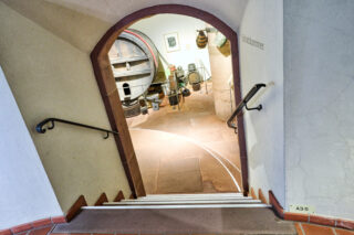 Weinmuseum "Schatzkammer" Blick in den "Weinkeller" des Weinmuseums.